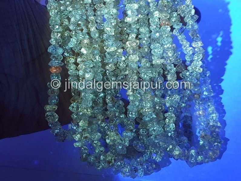 Petroleum Quartz Rough Chips Beads